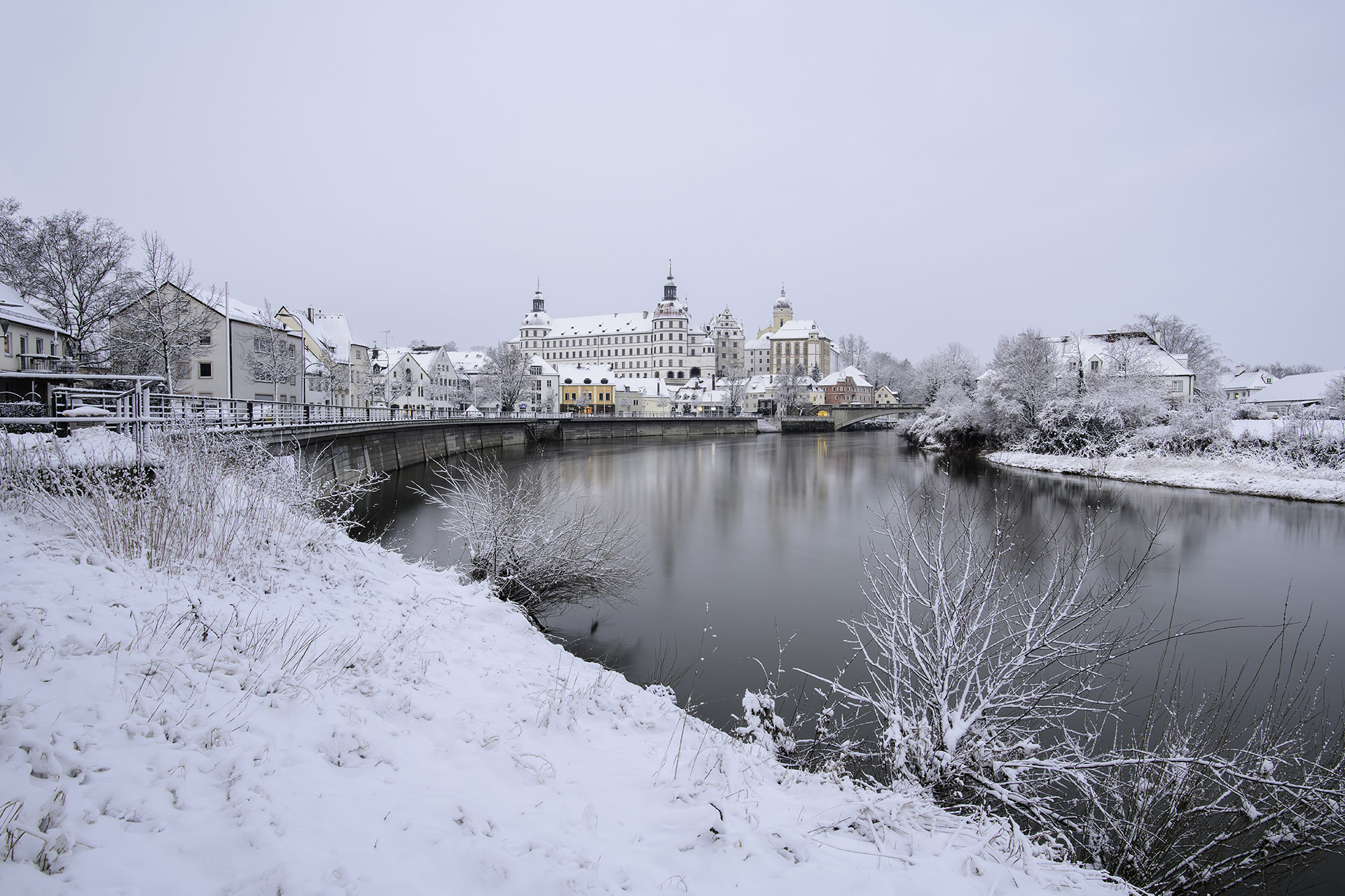 <i>Neuburg an der Donau an einem Wintermorgen</i><span>Landscape</span>